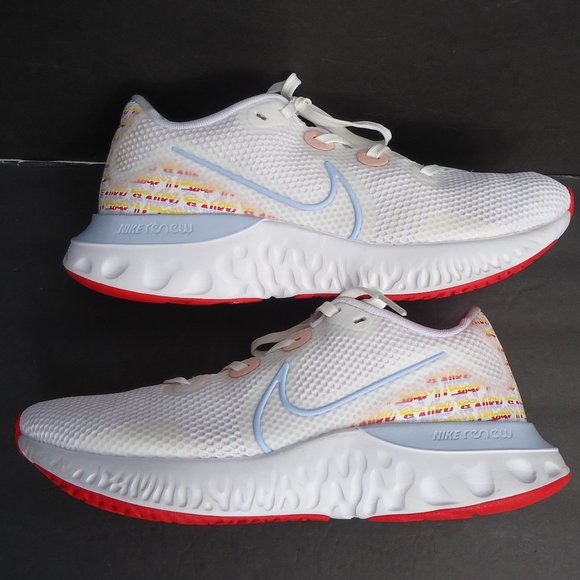 SIZE 9.5. NIKE Renew Run 'Graffiti Print' sneaker shoes. - Picture 11 of 16